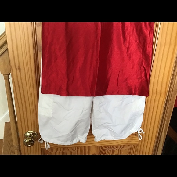 FOOTBALL PLAYER COSTUME HALLOWEEN SZ M QUARTERBACK RED WHITE - Picture 4 of 15